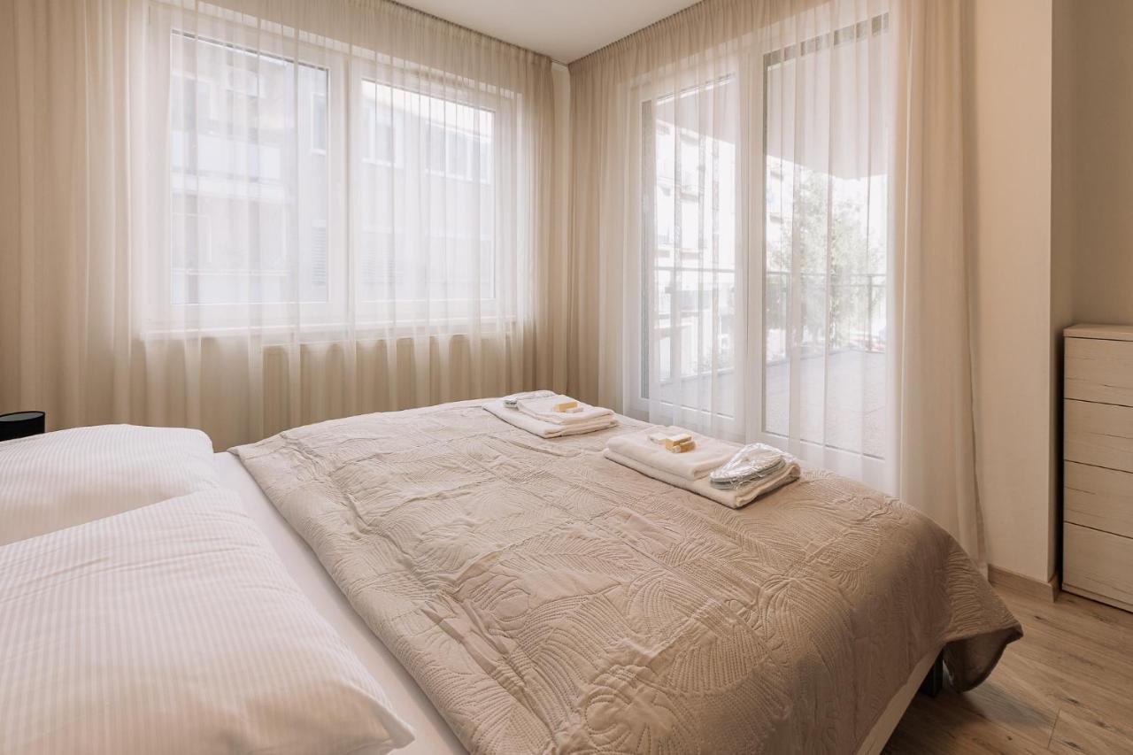 Skau 2 Old Town Family & Business Apartment 2 Floor Free Parking Братислава Екстериор снимка