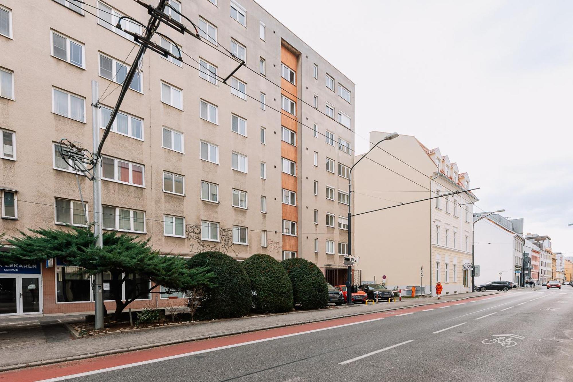 Skau 2 Old Town Family & Business Apartment 2 Floor Free Parking Братислава Екстериор снимка